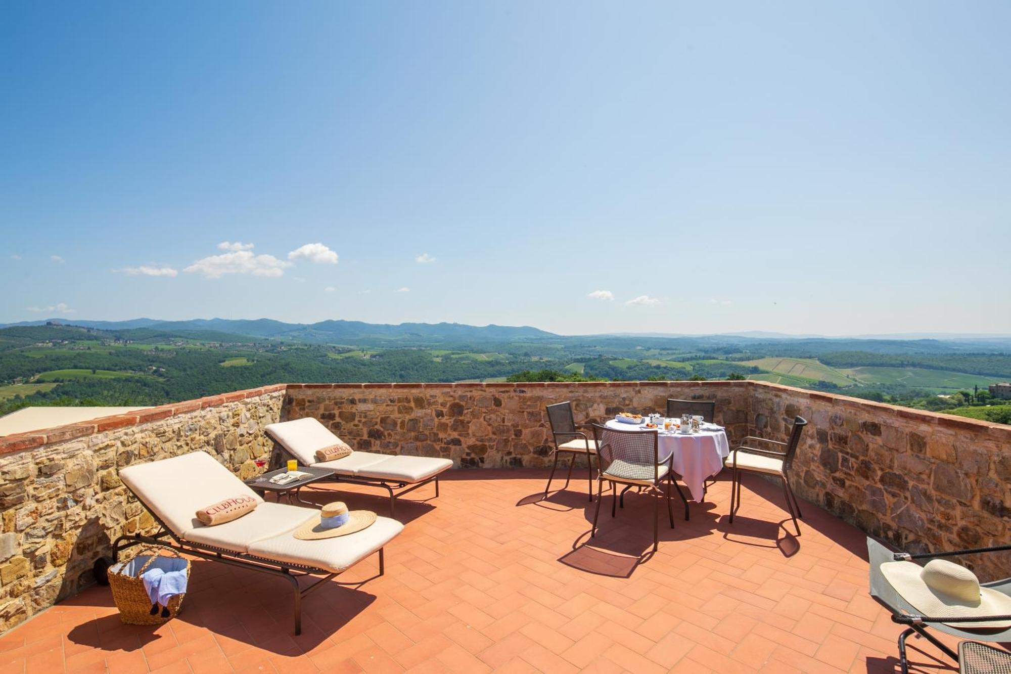 Hotel The Club House Castelnuovo Berardenga Esterno foto